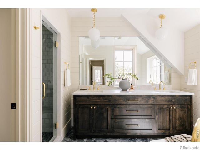 858 S Saint Paul Street, Denver, CO 80209