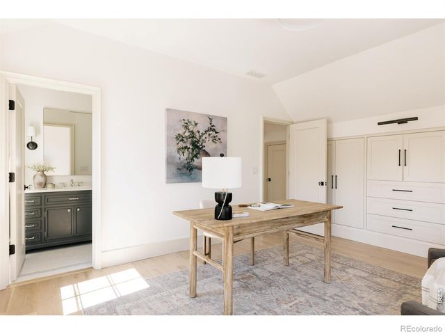 858 S Saint Paul Street, Denver, CO 80209