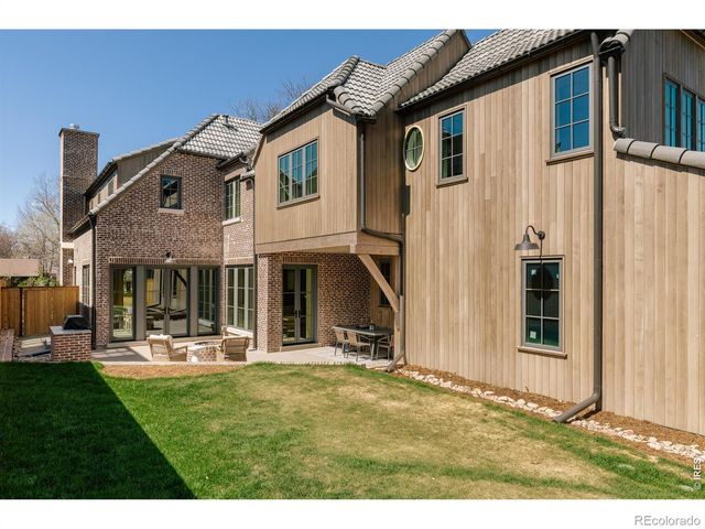 858 S Saint Paul Street, Denver, CO 80209