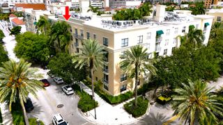 630 S Sapodilla Avenue PH521, West Palm Beach, FL 33401
