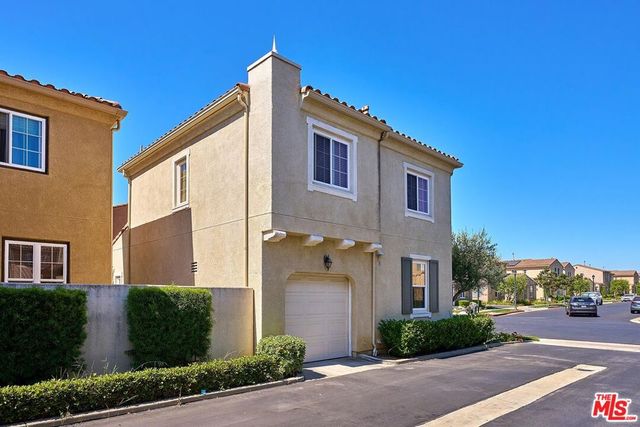 11478 Ghiberti Way, Northridge, CA 91326