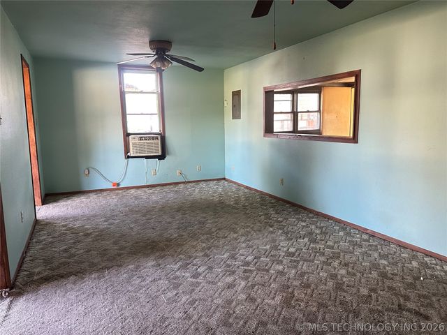 1400 W Seneca Street, Okmulgee, OK 74447