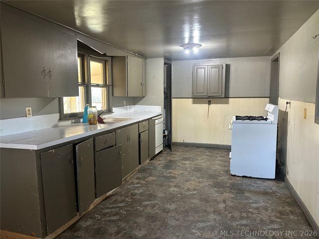 1400 W Seneca Street, Okmulgee, OK 74447