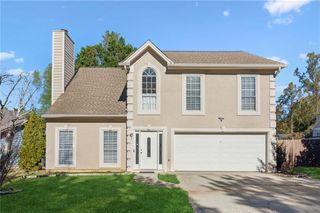 2275 Eagle Pointe Court, Lawrenceville, GA 30044