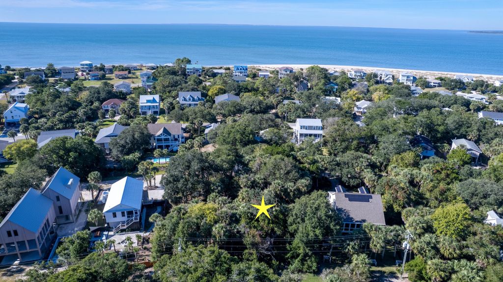 3104 Fort Street, Edisto Beach, SC 29438