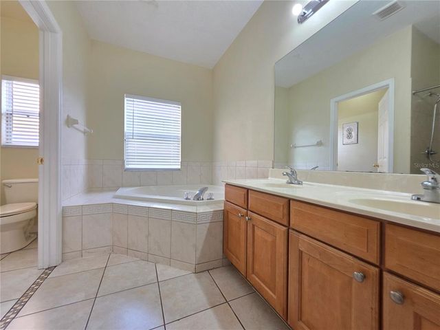 1527 DERBY GLEN DRIVE, Orlando, FL 32837