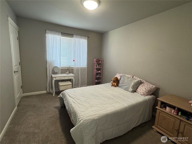 3910 Maritime Drive SW, Bremerton, WA 98312