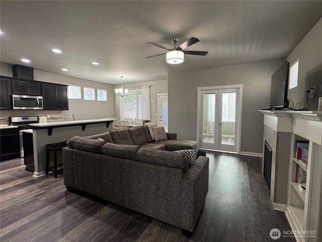 3910 Maritime Drive SW, Bremerton, WA 98312