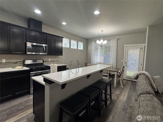 3910 Maritime Drive SW, Bremerton, WA 98312