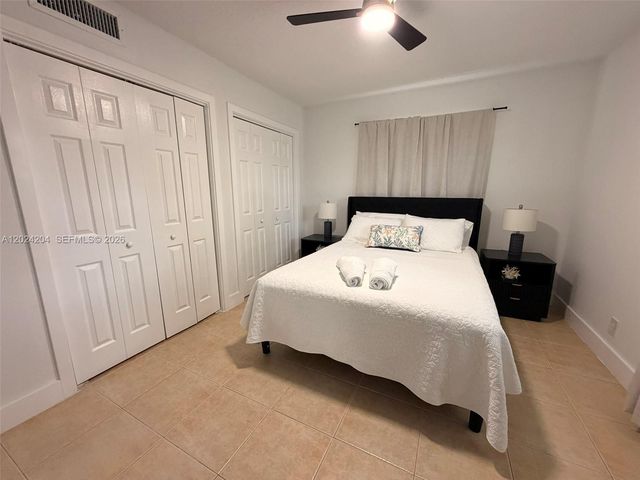 1896 SW 41st Ave, Fort Lauderdale, FL 33317