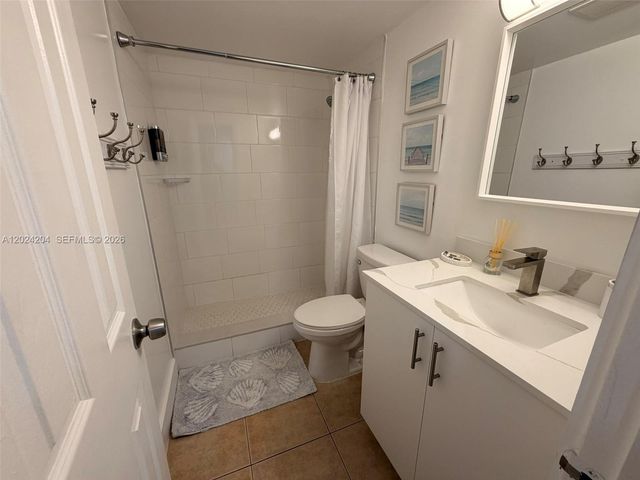 1896 SW 41st Ave, Fort Lauderdale, FL 33317