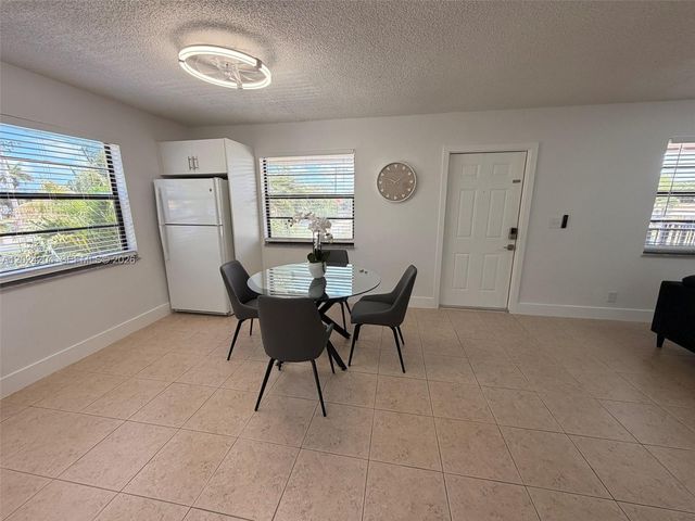 1896 SW 41st Ave, Fort Lauderdale, FL 33317