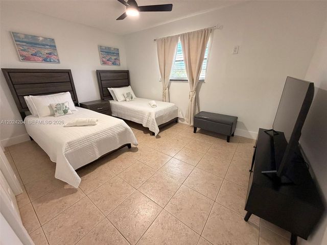1896 SW 41st Ave, Fort Lauderdale, FL 33317