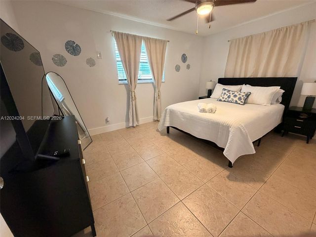 1896 SW 41st Ave, Fort Lauderdale, FL 33317