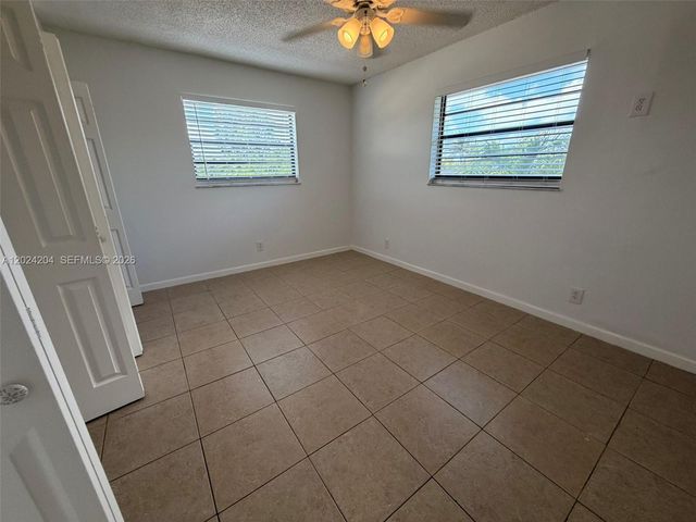 1896 SW 41st Ave, Fort Lauderdale, FL 33317