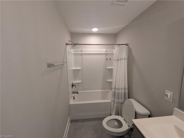 1445 Springvale Hill Drive, Kernersville, NC 27284