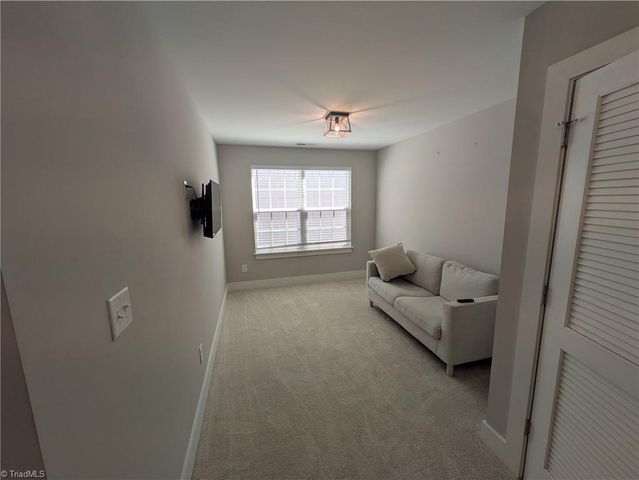 1445 Springvale Hill Drive, Kernersville, NC 27284