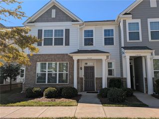 1445 Springvale Hill Drive, Kernersville, NC 27284