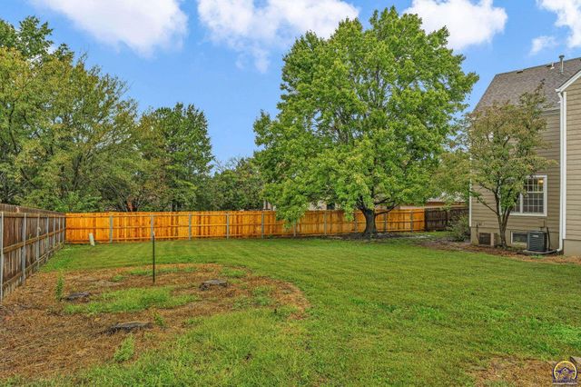 6027 SW 36th ST, Topeka, KS 66614