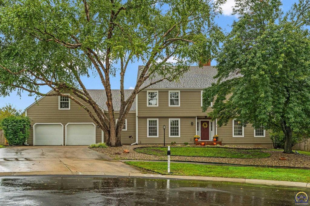6027 SW 36th ST, Topeka, KS 66614