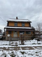 1706 Bonnie Brae Avenue NE, Warren, OH 44483