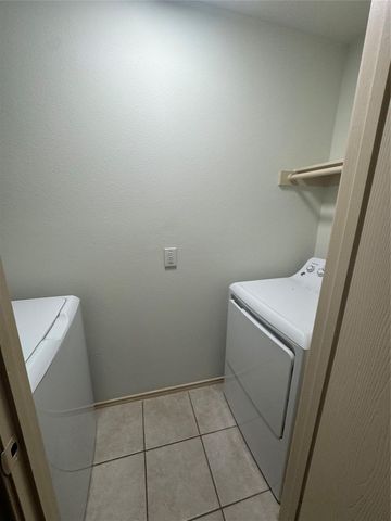 5515 Rio Ramos Street, Rosharon, TX 77583