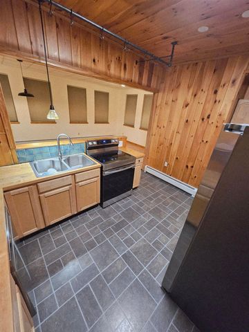 21 Railroad Street, Milton, VT 05468