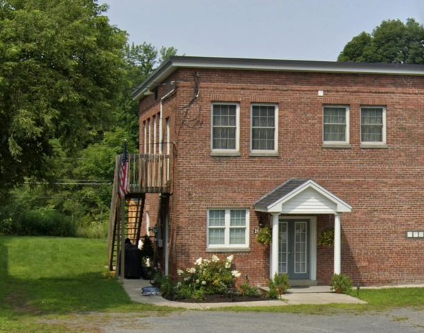 21 Railroad Street, Milton, VT 05468