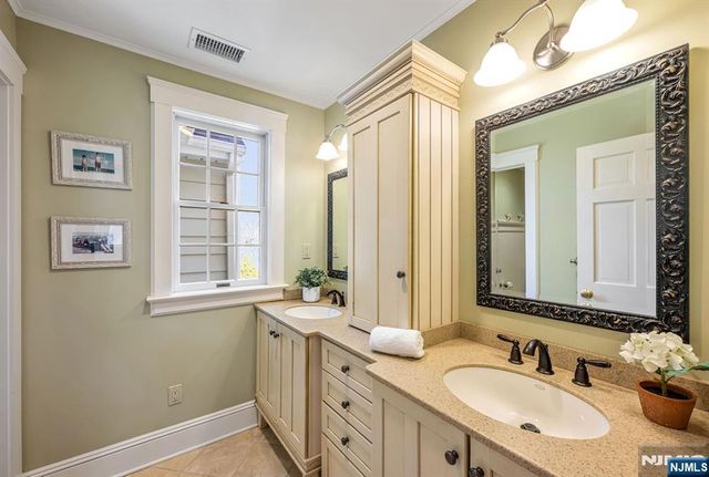 164 Island Avenue, Ramsey, NJ 07446
