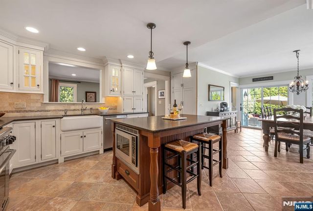 164 Island Avenue, Ramsey, NJ 07446