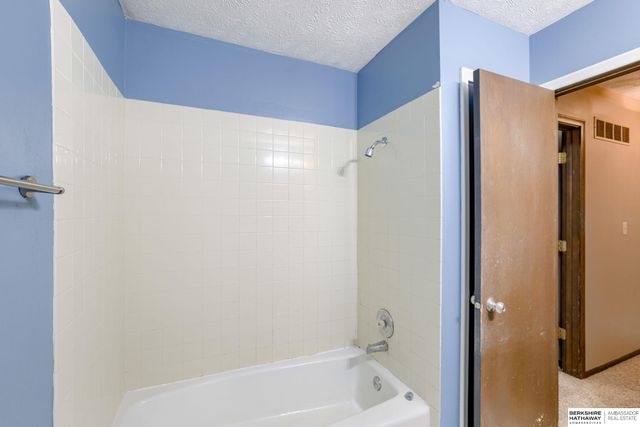 2230 SW 14th Street, Lincoln, NE 68522