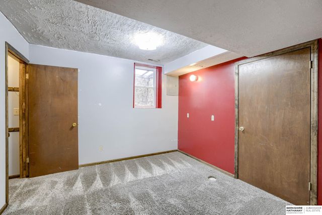 2230 SW 14th Street, Lincoln, NE 68522