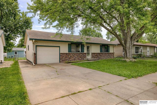 2230 SW 14th Street, Lincoln, NE 68522