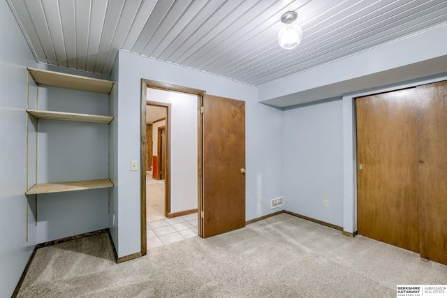 2230 SW 14th Street, Lincoln, NE 68522