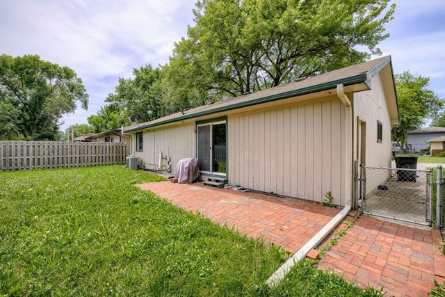 2230 SW 14th Street, Lincoln, NE 68522