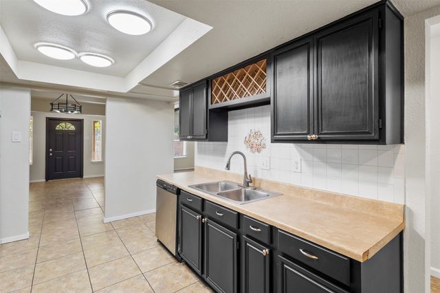 2804 Spring Valley Drive, Bedford, TX 76021