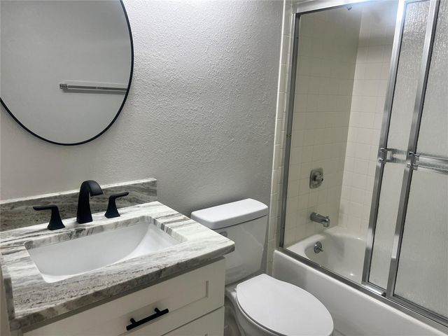 1697 BROOKHOUSE CIRCLE 116, Sarasota, FL 34231