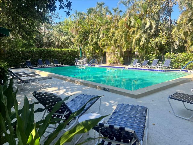 1697 BROOKHOUSE CIRCLE 116, Sarasota, FL 34231