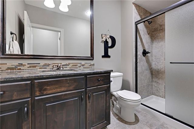 20104 W 90TH Street, Lenexa, KS 66220
