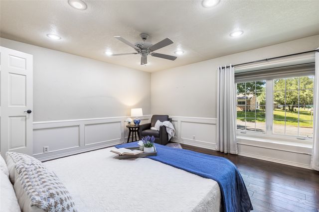 1814 Oak Creek Drive, Sherman, TX 75092