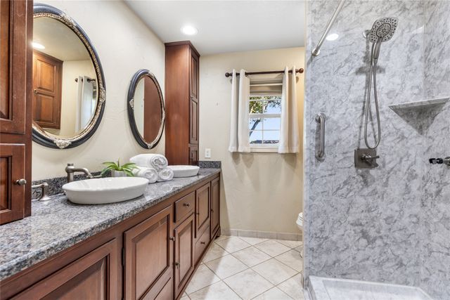 1814 Oak Creek Drive, Sherman, TX 75092
