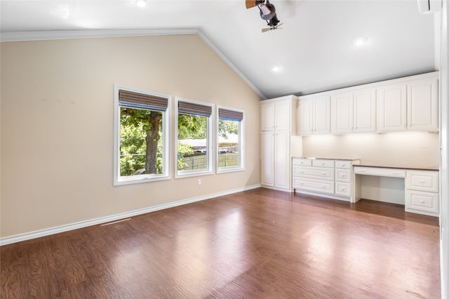 1814 Oak Creek Drive, Sherman, TX 75092