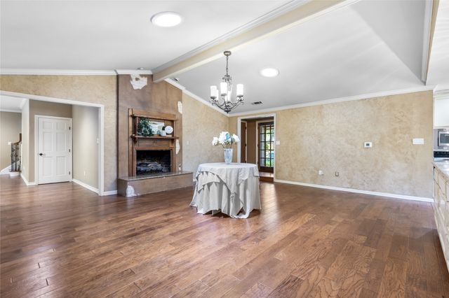 1814 Oak Creek Drive, Sherman, TX 75092