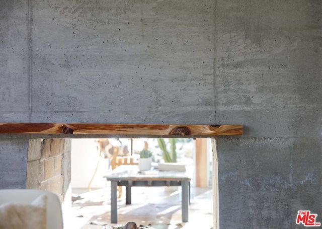 7500 Devista Drive, Los Angeles, CA 90046