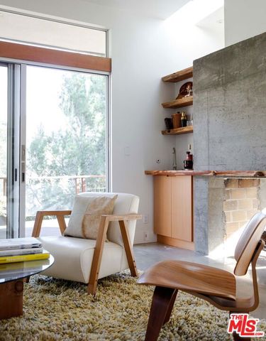 7500 Devista Drive, Los Angeles, CA 90046