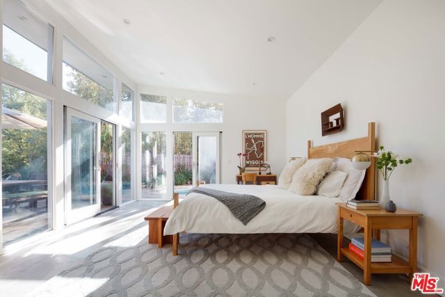 7500 Devista Drive, Los Angeles, CA 90046