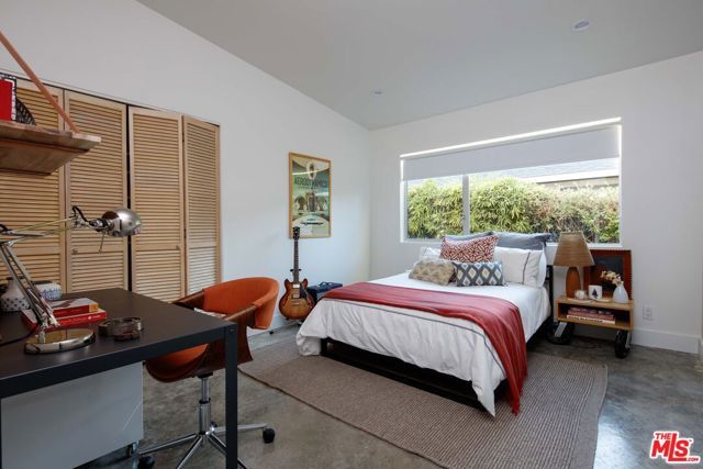 7500 Devista Drive, Los Angeles, CA 90046