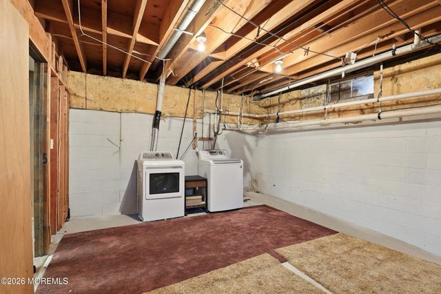 333 Savannah Road, Toms River, NJ 08757