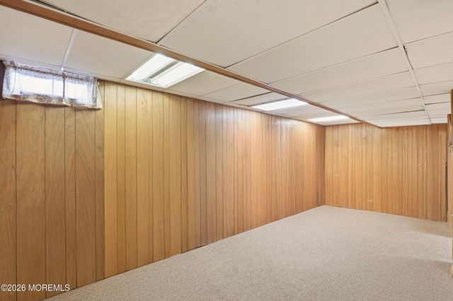 333 Savannah Road, Toms River, NJ 08757