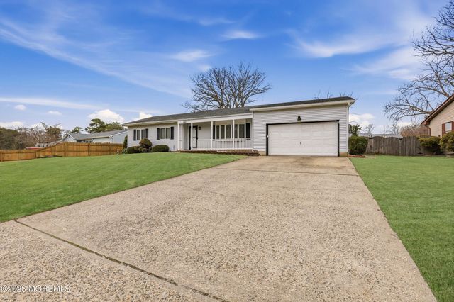 333 Savannah Road, Toms River, NJ 08757